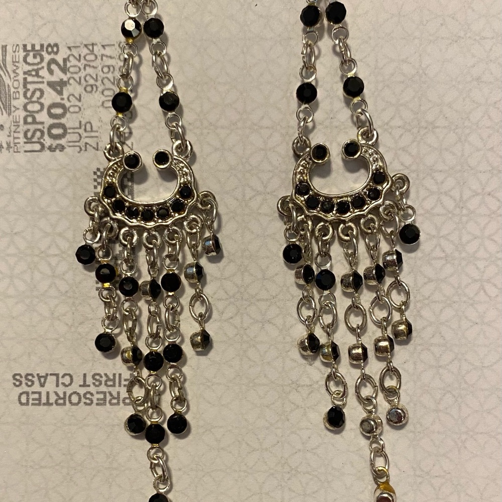 Chandelier drop earrings